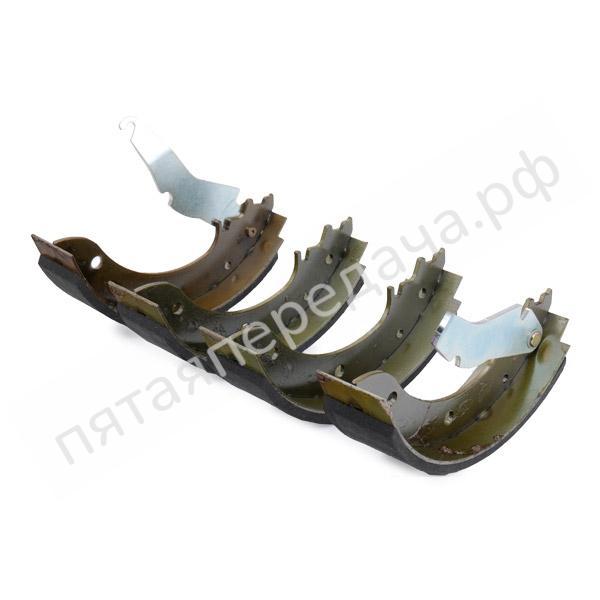 Комплект тормозных колодок c0m010abe - c0m010abe