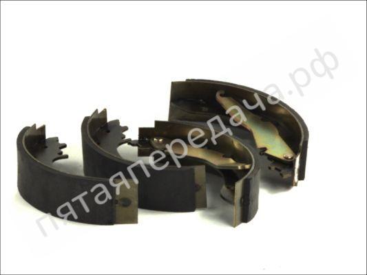 Комплект тормозных колодок c0m010abe - c0m010abe