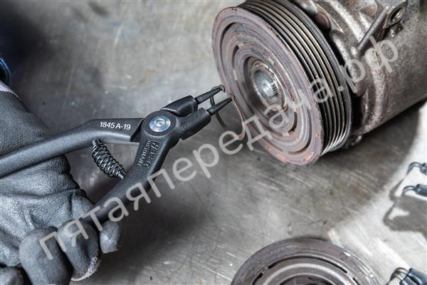 Съемник стопорных колец - 1845B10